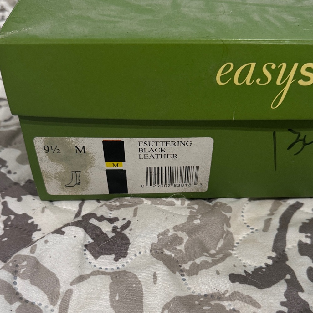 Easy Spirit Black Leather Footwear